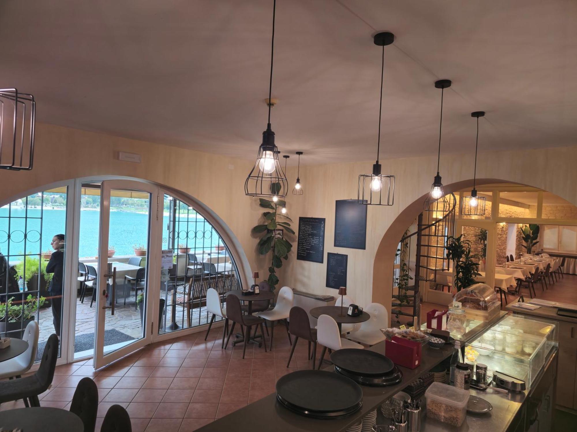 Lago Park Hotel Молвена Екстериор снимка