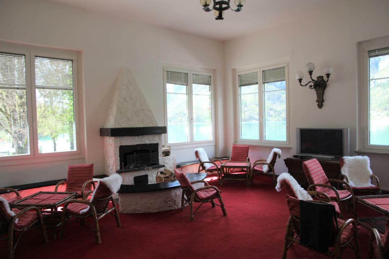 Lago Park Hotel Молвена Екстериор снимка
