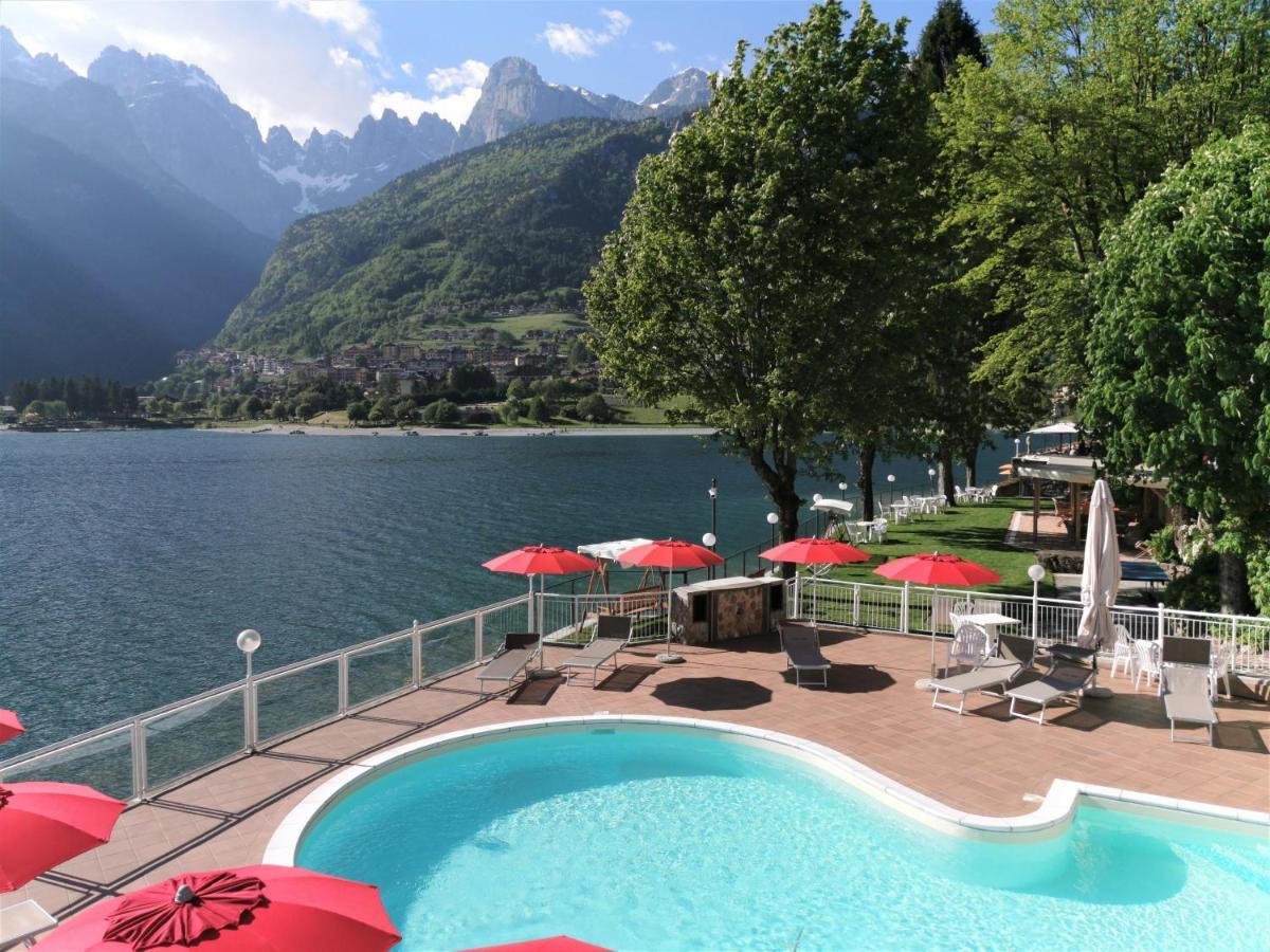Lago Park Hotel Молвена Екстериор снимка