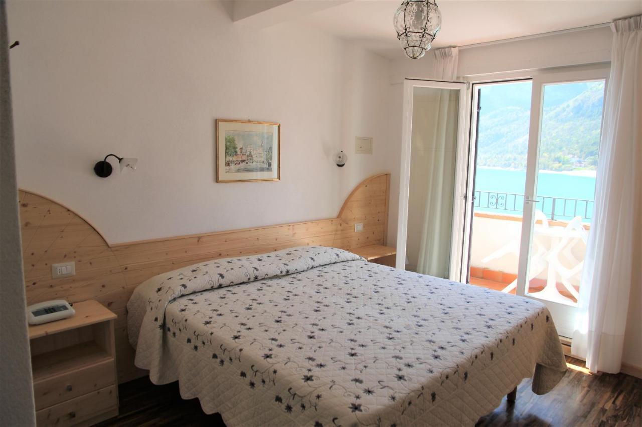 Lago Park Hotel Молвена Екстериор снимка