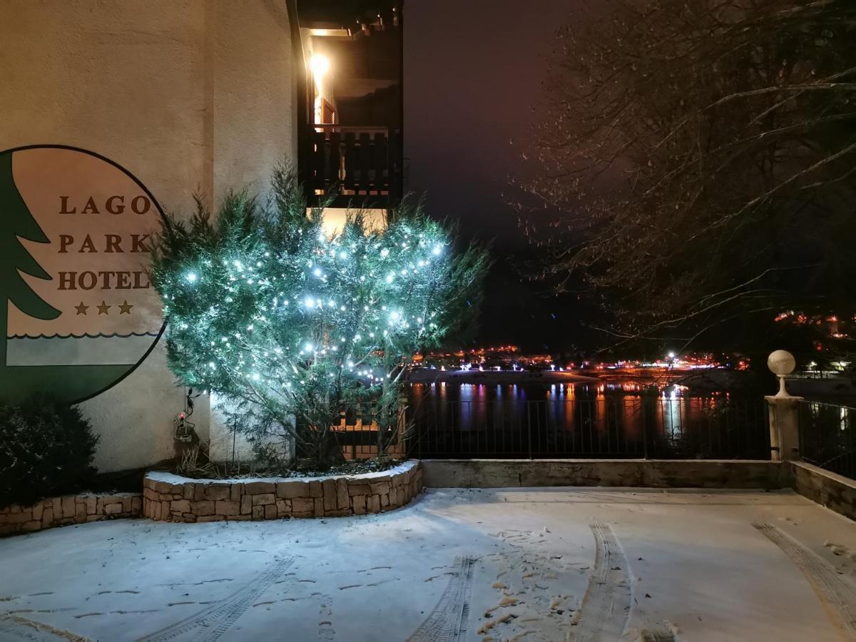 Lago Park Hotel Молвена Екстериор снимка